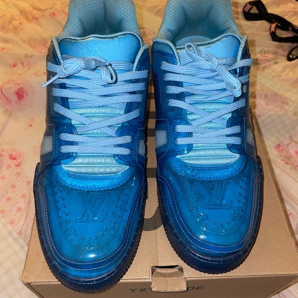 Louis Vuitton Other - Louis Vuitton trainer